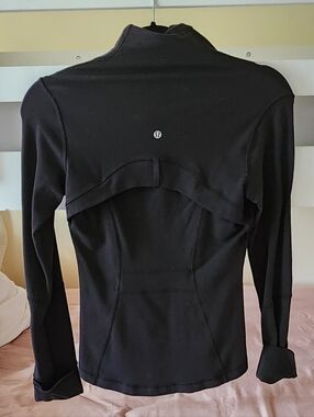 Lululemon Athletica Define Black Jacket Ladies 4 Preppy Gorpcore Thumbholes Luon